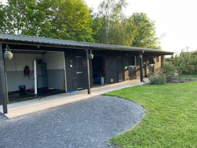 stables2.jpg stables2.jpg