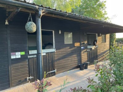 stables3.jpg stables3.jpg