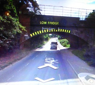 Crick Rd bridge.jpg